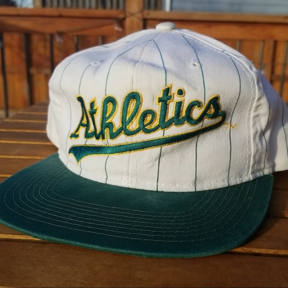 vtg Oakland A's Script Snapback Pin Stripe Starter Hat - CLEAN